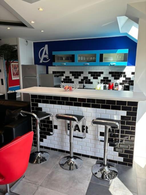 Appartement Disney Avengers, 5 Min Des Parcs Magny-le-Hongre Esterno foto